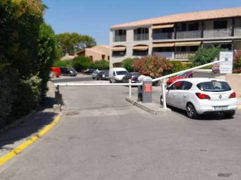 Location appartement 1 pièce Saint-Cyr-sur-Mer 83