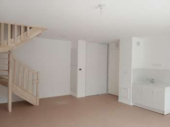 Location Appartement 3 piècesSaint-Erblon