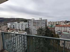 Location Appartement 4 piècesSaint-Étienne