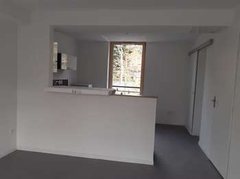 Location Appartement 4 piècesSaint-Étienne