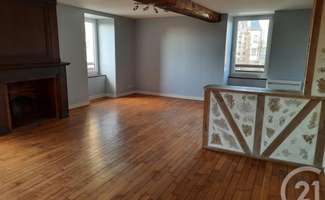 Photo Location appartement Saint-Germain-du-Pinel