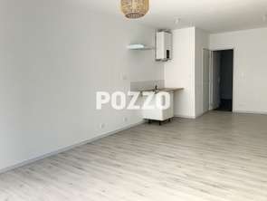 Location Appartement 2 piècesSaint-Hilaire-du-Harcouët