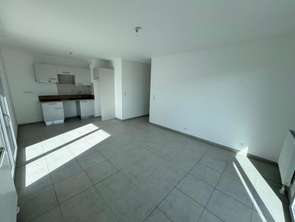 Location Appartement 3 piècesSaint-Jacques-de-la-Lande