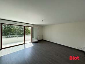 Location Appartement 3 piècesSaint-Jacques-de-la-Lande