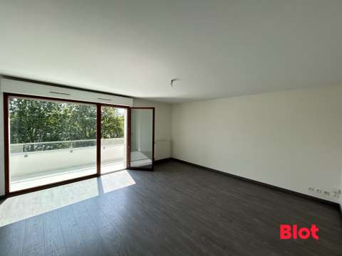 Location appartement 3 pièces Saint-Jacques-de-la-Lande 35