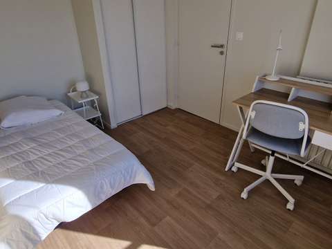 Location Chambre 4 pièces Saint-Jacques-de-la-Lande 35