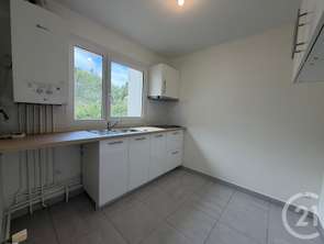 Location Appartement 2 piècesSaint-Jacques-de-la-Lande