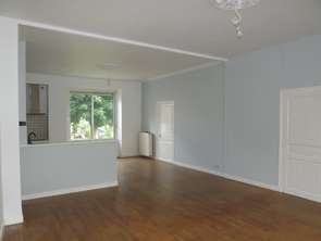 Location Appartement 2 piècesSaint-Jean-d'Angély
