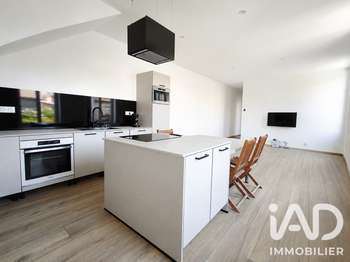 Location Appartement 3 piècesSaint-Laurent-de-Chamousset
