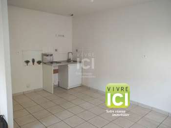 Location Appartement 2 piècesSaint-Laurent-Des-Autels