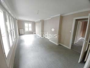 Location Appartement 3 piècesSaint-Lô