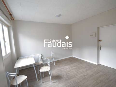 Location appartement 1 pièce Saint-Lô 50