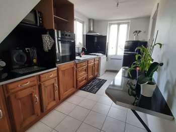 Location Appartement 3 piècesSaint-Même-les-Carrières