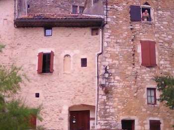 Location Appartement 3 piècesSaint-Montan