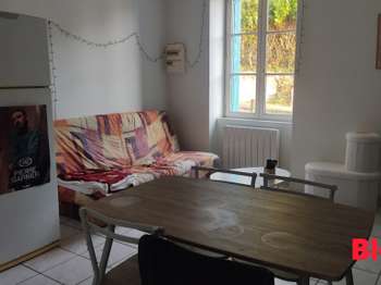 Location Appartement 2 piècesSaint-Pierre-de-Plesguen
