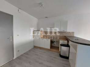 Location Appartement 2 piècesSaint-Pierre-des-Nids