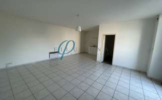 Photo Location appartement Saint-Pierre-Montlimart