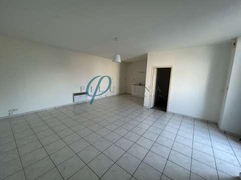 Location appartement 3 pièces Saint-Pierre-Montlimart 49