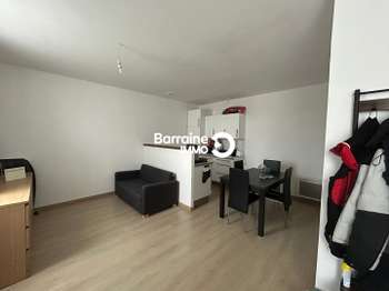 Location Appartement 2 piècesSaint-Pol-de-Léon
