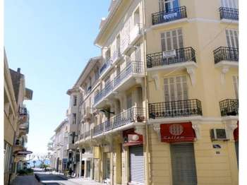 Location appartement 1 pièce Saint-Raphaël 83