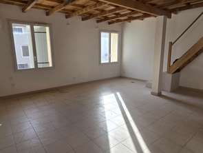 Location Appartement 5 piècesSaint-Saturnin-lès-Avignon