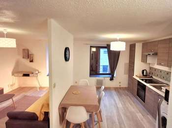 Location appartement 1 pièce Saint-Sauveur-en-Rue 42