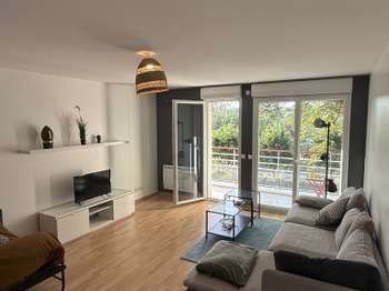 Location Appartement 3 piècesSaint-Sébastien-Sur-Loire Centre