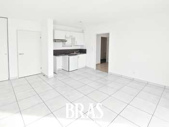 Location Appartement 2 piècesSaint-Sébastien-Sur-Loire Douet
