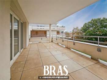 Location Appartement 3 piècesSaint-Sébastien-Sur-Loire Savarières