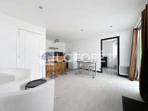Location Appartement 3 piècesSaint-Varent