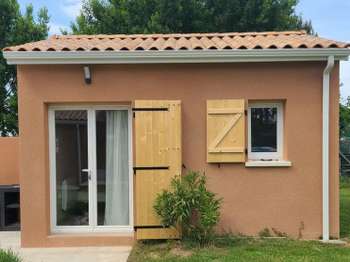 Location appartement 1 pièce Saint-Vivien-de-Blaye 33
