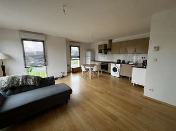 Location Appartement 3 piècesSainte-Gemmes-sur-Loire