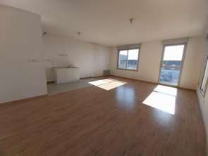 Location Appartement 4 piècesSainte-Luce-sur-Loire