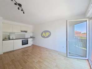 Location Appartement 3 piècesSainte-Marie