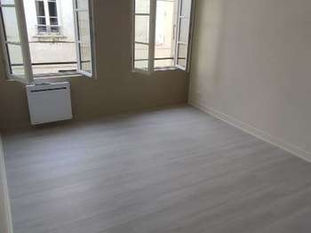 Location Appartement 2 piècesSaintes