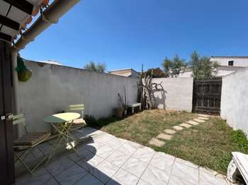 Location Appartement 2 piècesSaintes-Maries-de-la-Mer