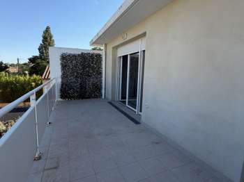 Location Appartement 3 piècesSalon-de-Provence