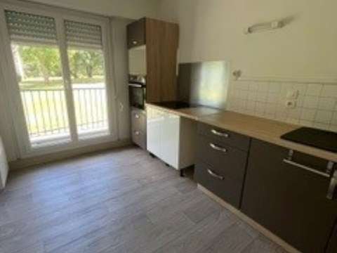 Location appartement 4 pièces Segre 49