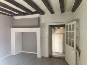 Location Appartement 4 piècesSeiches-sur-le-Loir