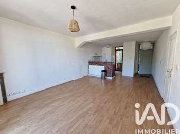 Location Appartement 3 piècesTerrasson-Lavilledieu