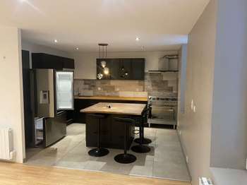 Location appartement 7 pièces Thizy 69