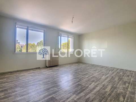 Location appartement 3 pièces Thouars 79