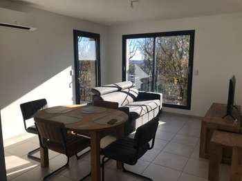 Location Appartement 2 piècesTrespoux-Rassiels