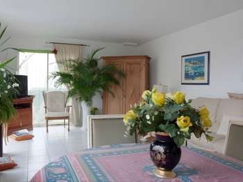 Location Appartement T1Vannes Centre Ville
