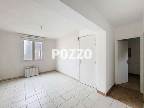 Location appartement 2 pièces Vire 14