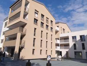 Location Appartement 4 piècesVitré Champ De Foire-La Fleuriais
