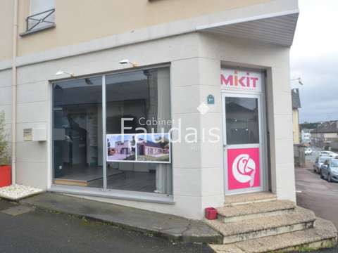Bureaux et commerces Agneaux 50