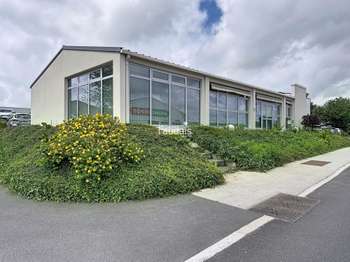 Bureaux et commerces Agneaux 50