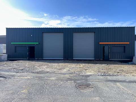 Bureaux et commerces Aizenay 85