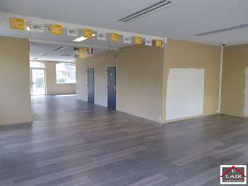 Bureaux et commerces 3 pièces